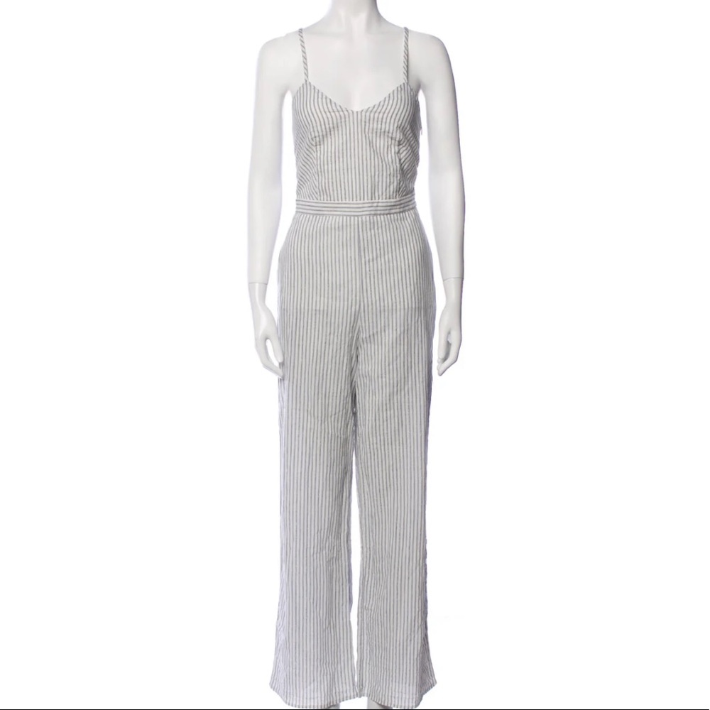 Make jumpsuit , great condition . Very good fit